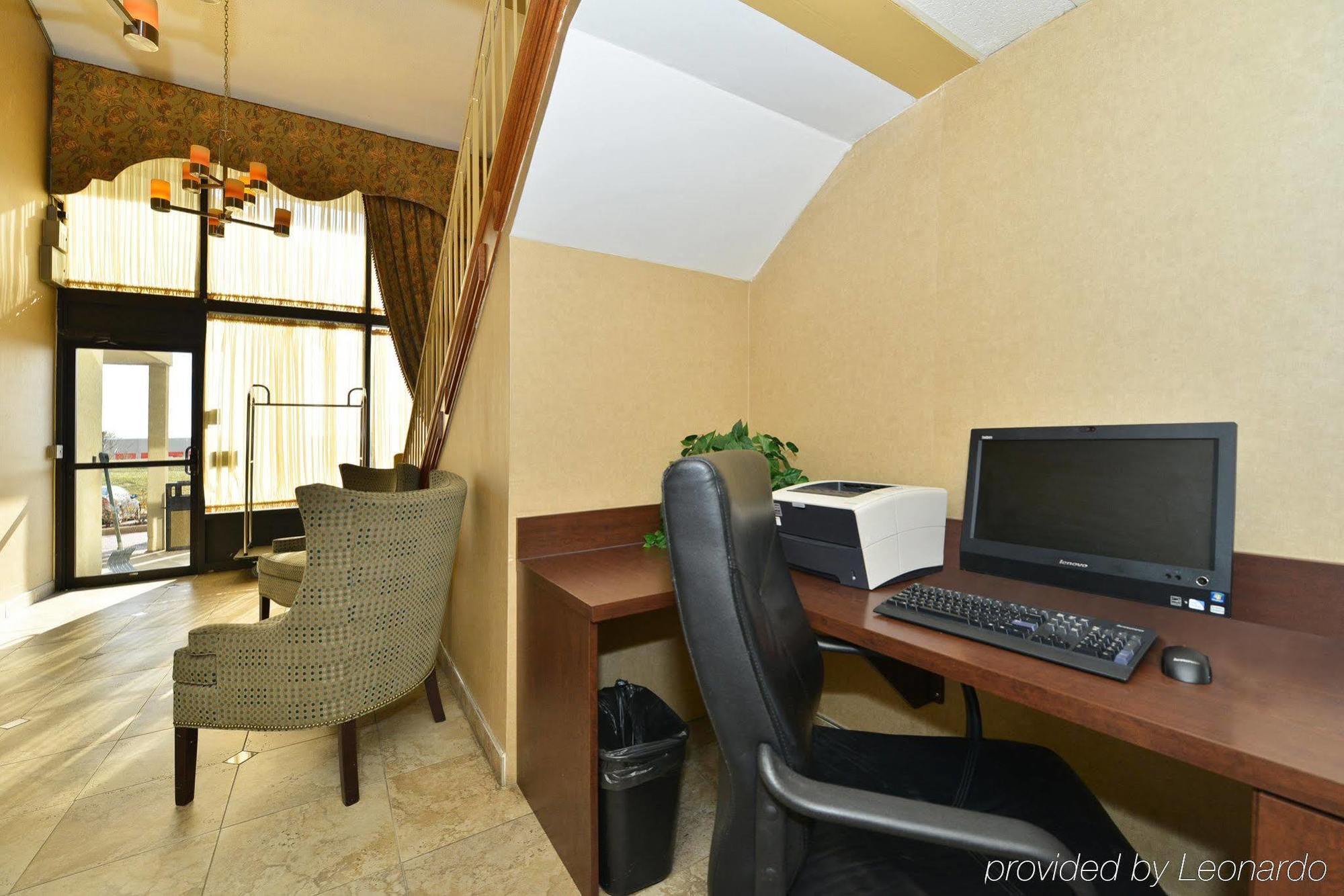 Western Historic Hotel 3*