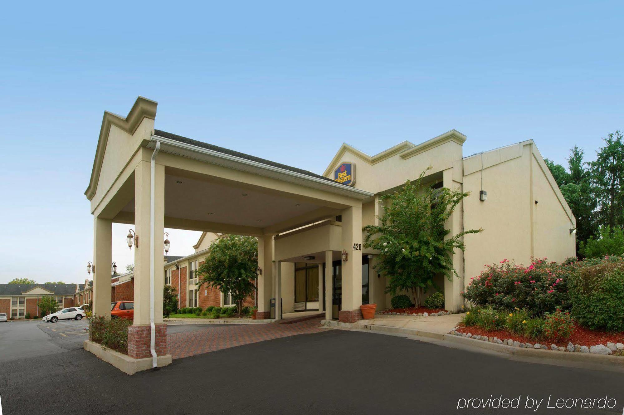 Western Historic Hotel 3*