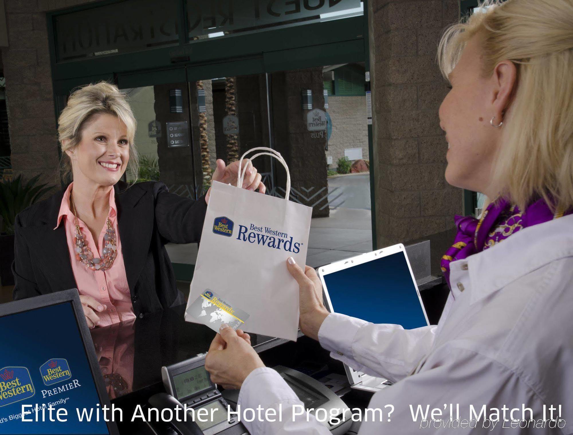 Western Historic Hotel 3*
